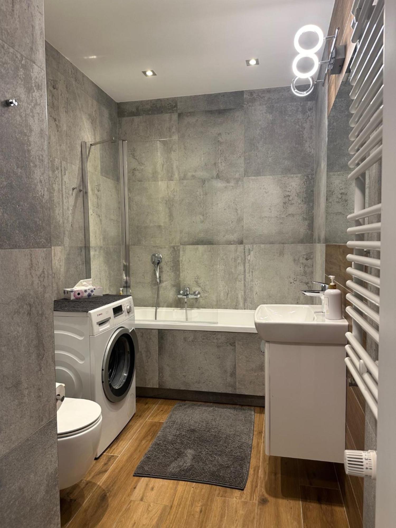 Modern Apartment Near To The Chopin'S Airport Cybernetyki 2A Варшава Екстер'єр фото